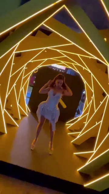 En los premios Eliot, Short de Gaby Ramírez