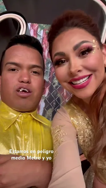 Medio Metro y Gaby Ramírez piden tu voto, Short de Gaby Ramírez